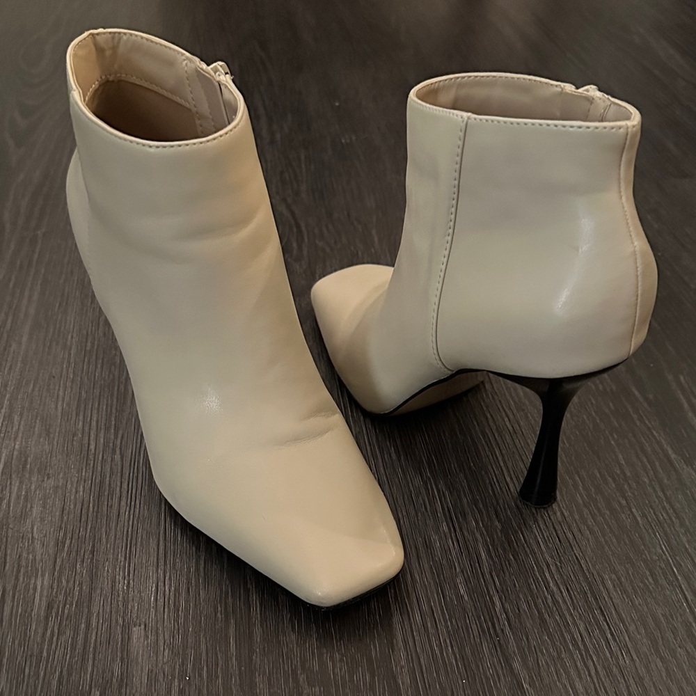 Mix No. 6 Elegant Ivory Heeled Boots